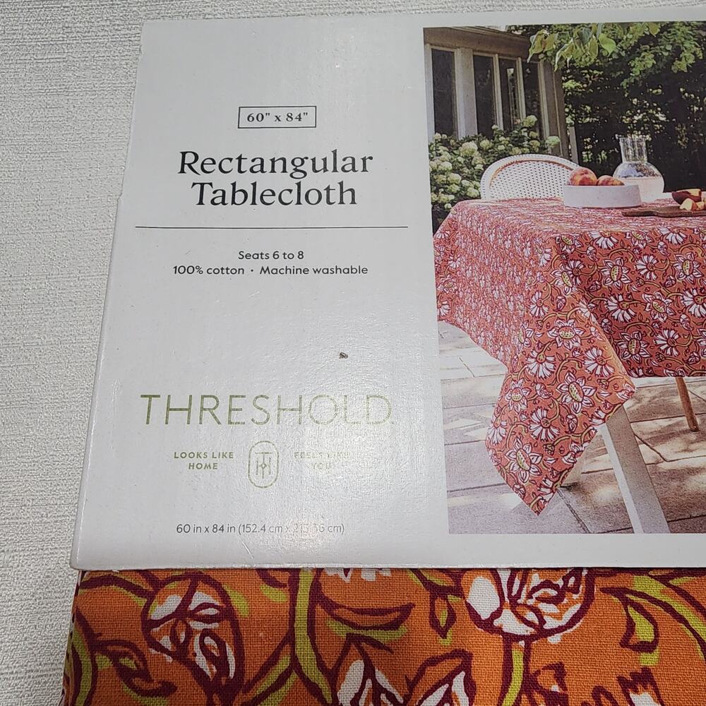 Threshold rectangular tablecloth 60''x 84'' - Picture 5 of 6